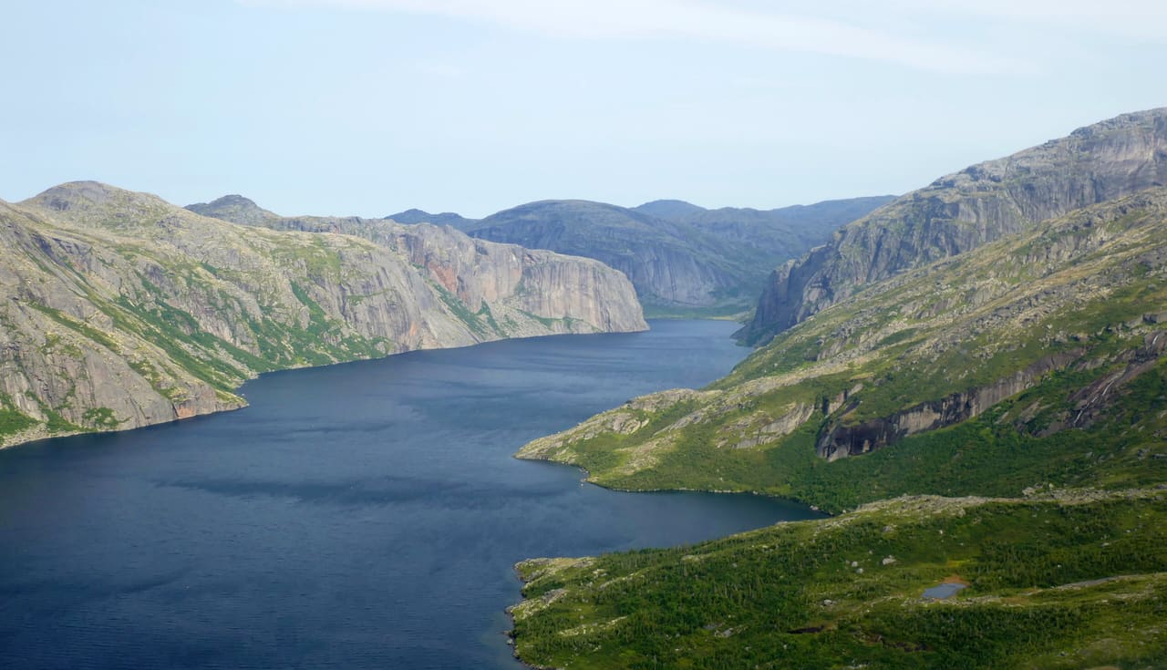 Akami-Uapishkᵁ-KakKasuak-Mealy Mountains National Park